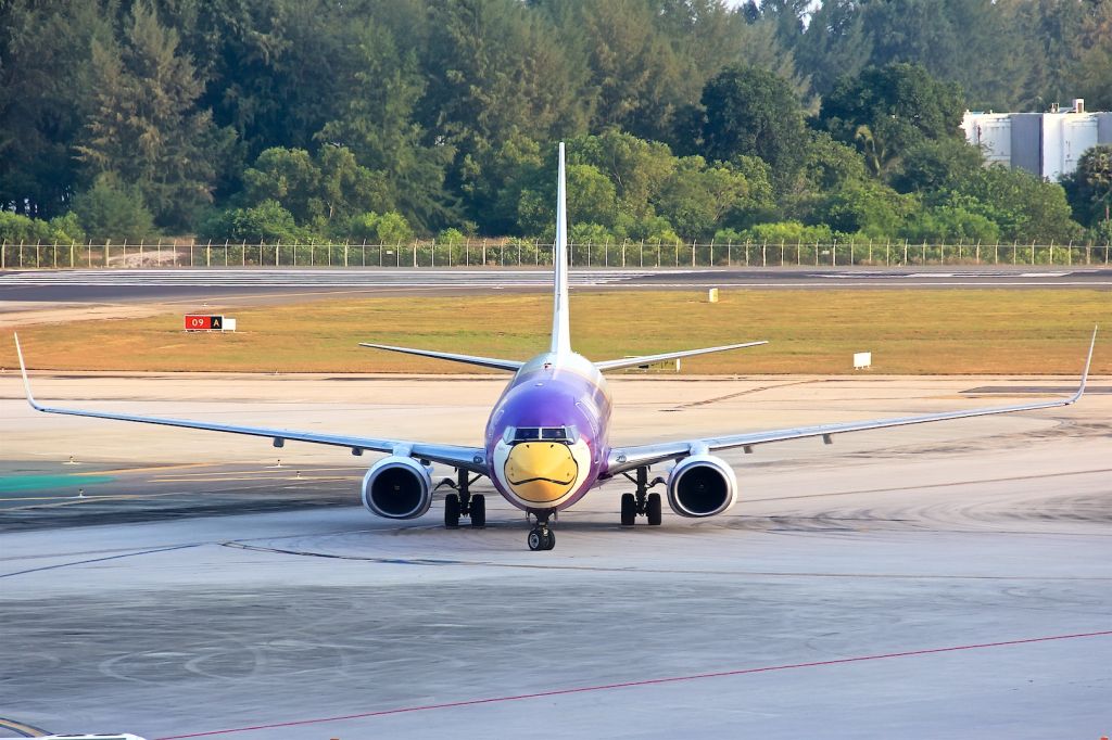 de Havilland Dash 8-400 (HS-DBA)