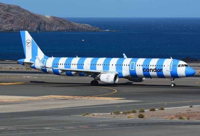 Airbus A321 (D-ATCF)