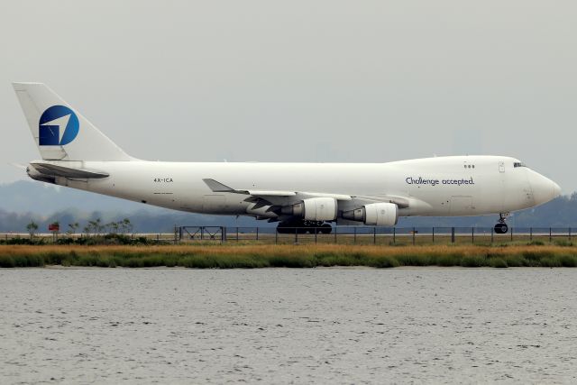 Boeing 747-400 (4X-ICA) - 'CAL 952' departing to Liege