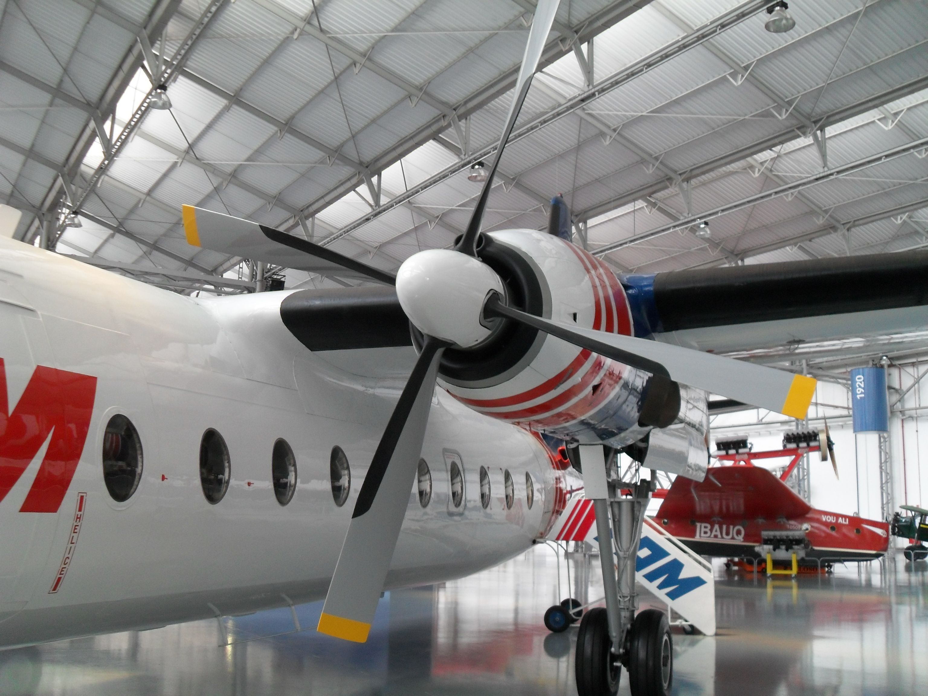 FAIRCHILD HILLER FH-227 (PT-LAF) - Museu da TAM,em São Carlos.