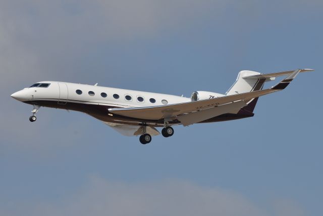 Gulfstream Aerospace Gulfstream G650 (ZK-KFB) - Delivery flight - Arriving at KLAX