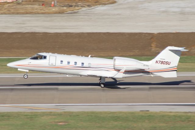 Learjet 60 (N790SU) - 06NOV24