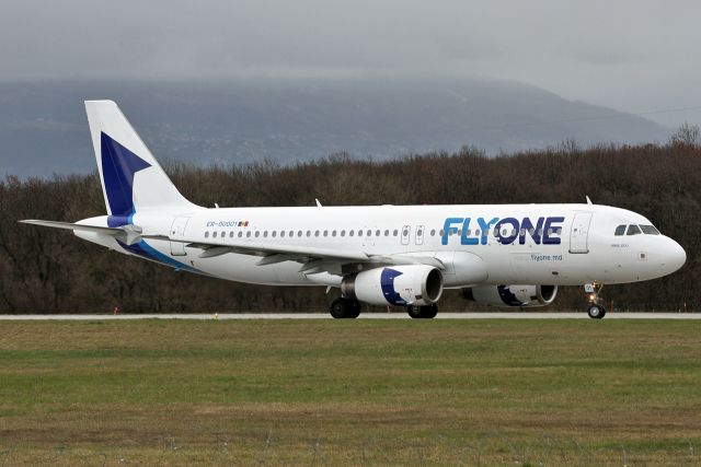 Airbus A320 — - First time visitor at GVA. Opf SmartLynx