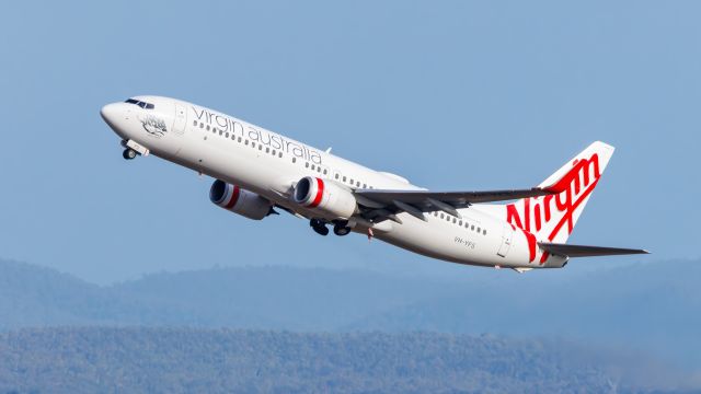 Boeing 737-800 (VH-YFS)