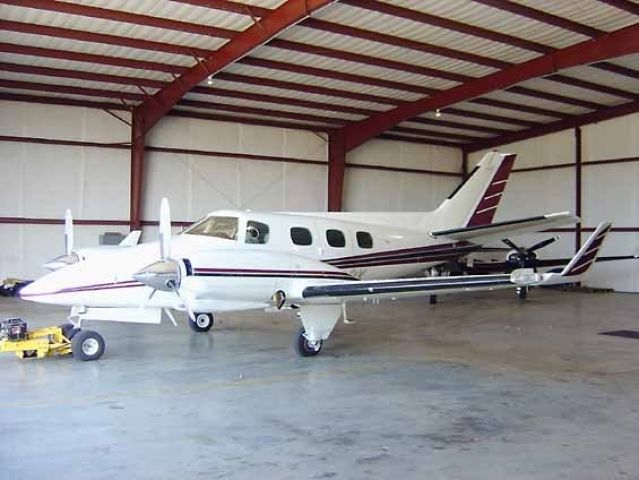 Beechcraft Duke (N22K) - Duke