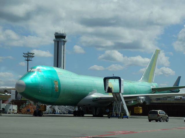 BOEING 747-8 — - Photo Allowed and Taken from the Paine Field Boeing Factory Everett WA free Tour offered on Boeing Family Day.br /Watch: a rel=nofollow href=http://www.youtube.com/user/OwnsGermanyhttps://www.youtube.com/user/OwnsGermany/a