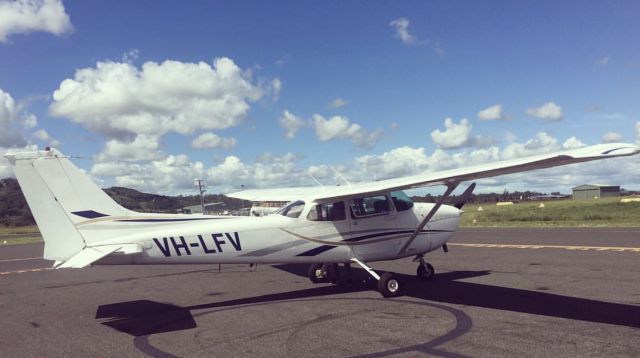 Cessna Skyhawk (VH-LFV)