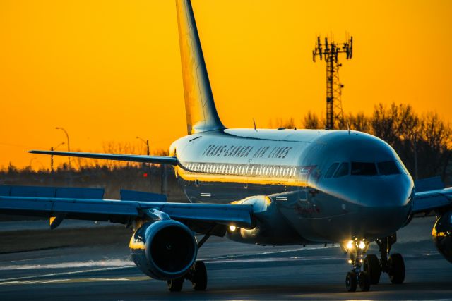 Airbus A319 (C-FZUH)