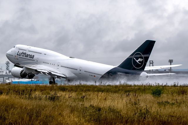 BOEING 747-8 (D-ABYA)