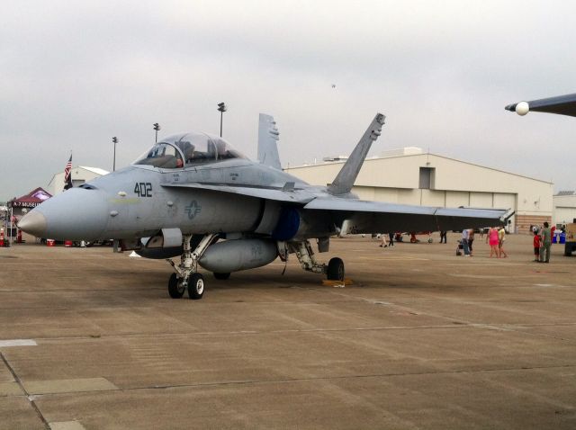 McDonnell Douglas FA-18 Hornet (0402)