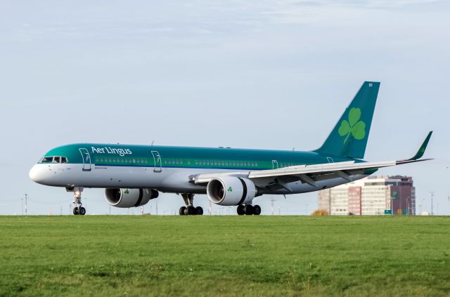 Boeing 757-200 (EI-LBR) - Aer Lingus 757-200 EI-LRB landing