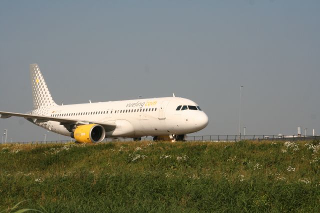 Airbus A320 (EC-IZD)