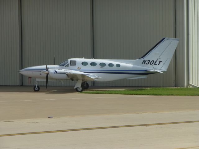 Cessna 421 (N30LT)