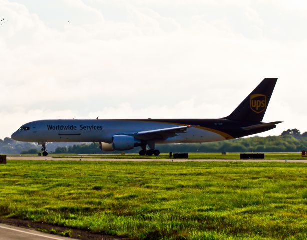 Boeing 757-200 (N425UP)