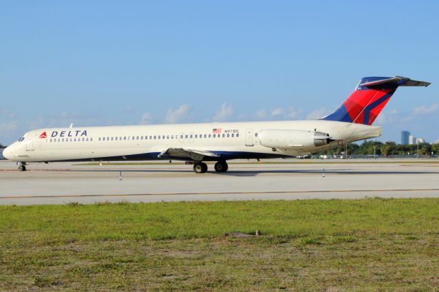 McDonnell Douglas MD-88 (N971DL)