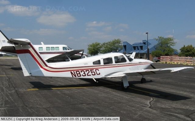 Piper Arrow 4 (N8325C)