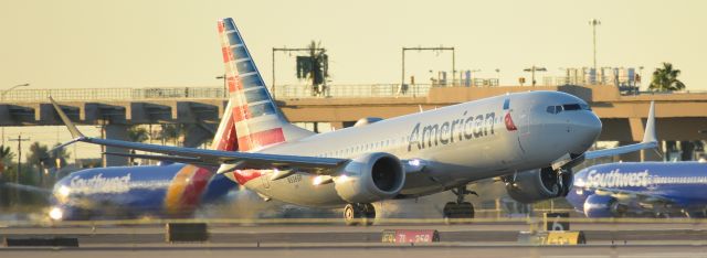 Boeing 737 MAX 8 (N336SR) - phoenix sky harbor international airport 18OCT22
