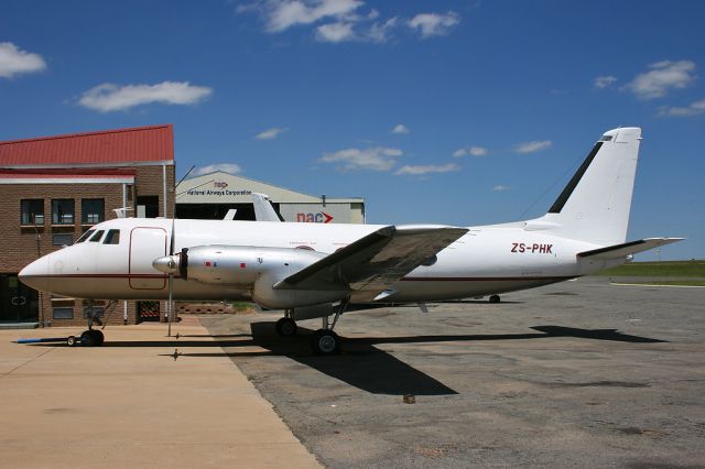 Grumman Gulfstream 1 (ZS-PHK)