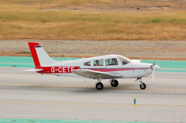 Piper Cherokee (G-CETE)
