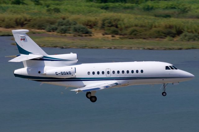 C-GOAG — - Sunwest Falcon 900EX C-GOAG approaching the threshold of rwy 35