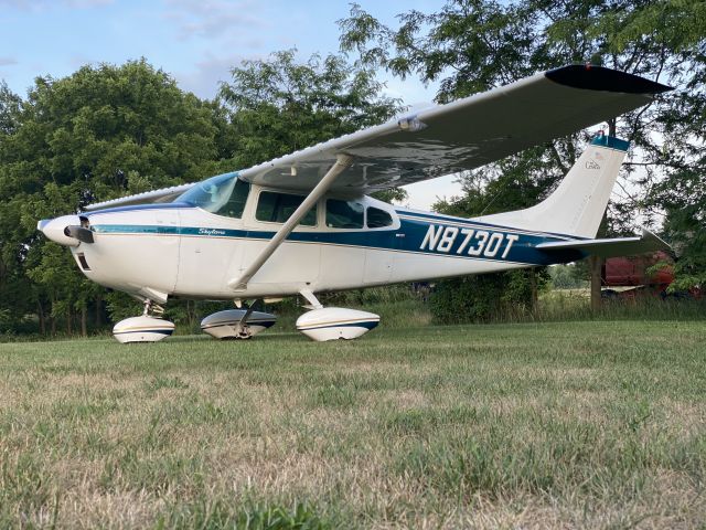 Cessna Skylane (N8730T)