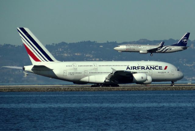 Airbus A380-800 (F-HPJF) - Along with N3755D on final.