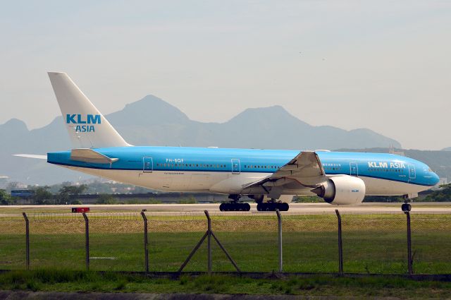 Boeing 777-200 (PH-BQF)