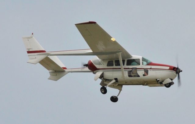 Cessna Super Skymaster (N337SD)