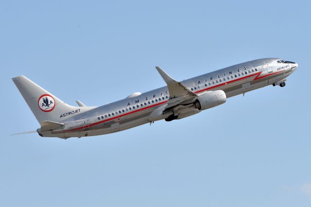 Boeing 737-800 (N905NN) - 23-L Departure 03-24-21 headed back home to DFW.