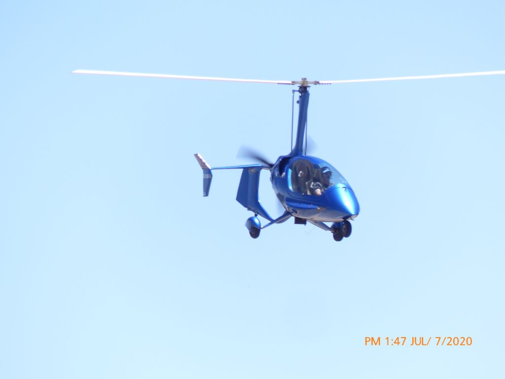 N518EA — - Landing at Big Bear City Airport