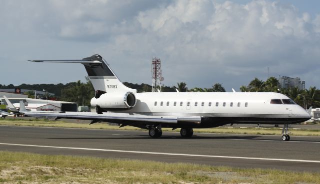 Bombardier Global Express (N711SX)
