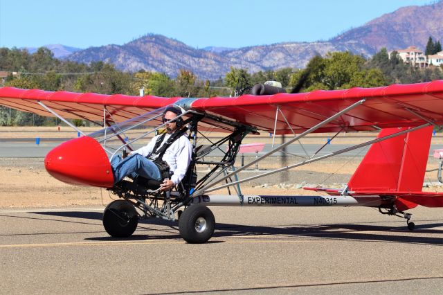 — — - KO85 - Oct 2019 Benton Air Faire Redding, CA shows an Ultra Light headed to the main runway for a Demo flight. This was really cool to see fly and Jim Ostrich runs a great Air Faire at Redding - a must see bucket list show. The hills in the background west are compleletly torched by the devestating CARR Fire 2018 that destroyed over 1100 homes, started by a faulty wheel bearing on a travel trailer throwing sparks into overgrown brush along Hwy 299W in the Whiskeytown NRA.