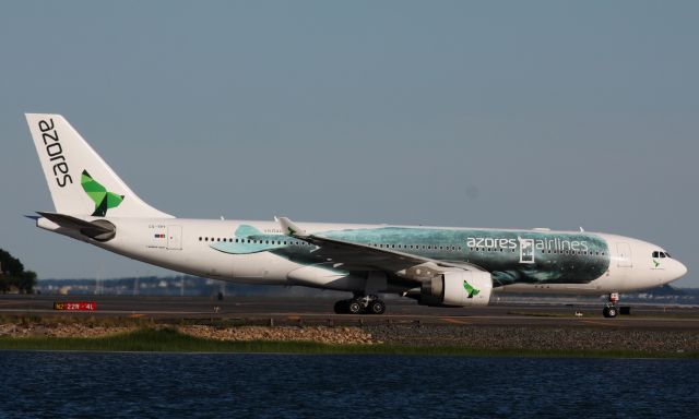 Airbus A330-200 (CS-TRY)