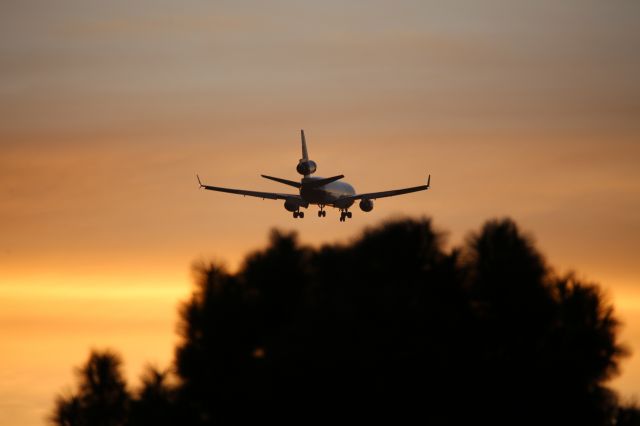 Boeing MD-11 (N612FE)