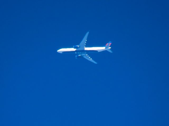 Airbus A330-900 (N401DZ)