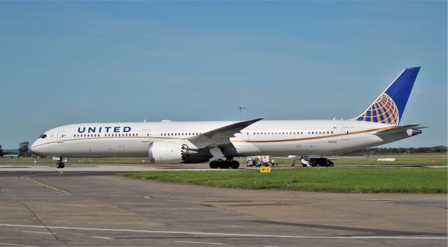 BOEING 787-10 Dreamliner (N12006) - united b787-10 dreamliner n12006 diverting to shannon while routing dublin to newark 19/9/19.