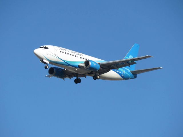 BOEING 737-300 (VH-PNI)