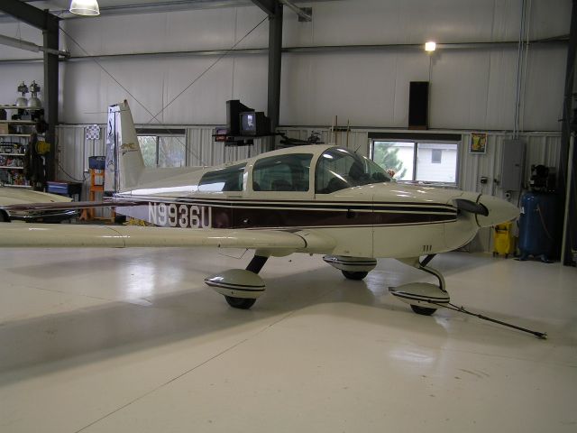 Grumman AA-5 Tiger (N9936U)