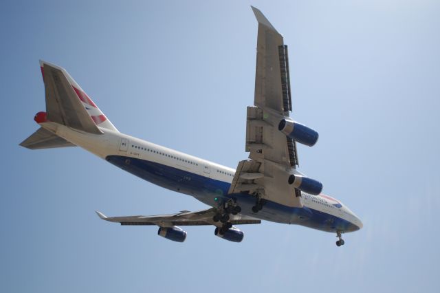 Boeing 747-400 (G-CIVY) - On Final at LAX 25R