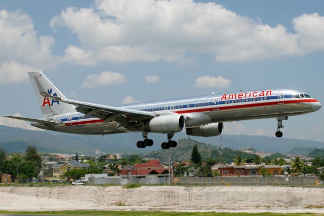 Boeing 757-200 (AAL953)