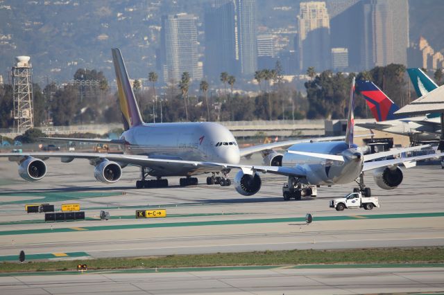 Airbus A380-800 (HL7640)