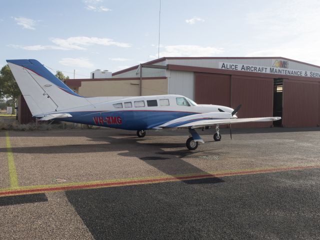 Cessna 402 (VH-ZMG) - 10 NOV 2016