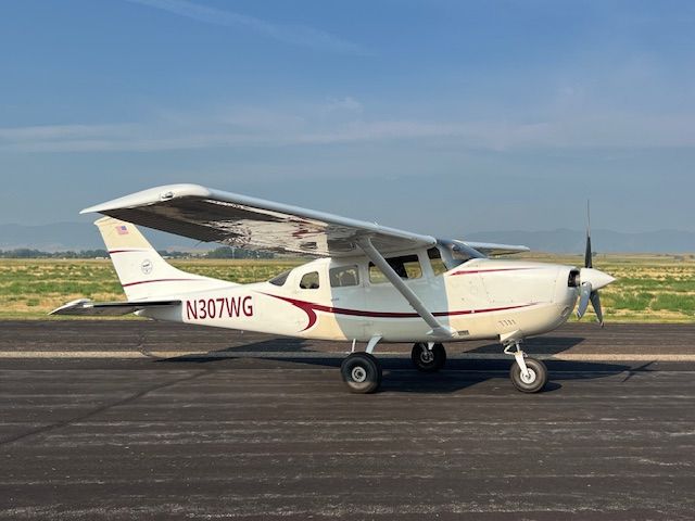 Cessna 206 Stationair (N307WG)
