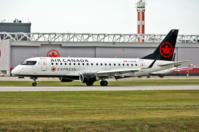 Embraer 175 (C-FEJD)