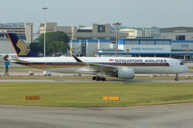 Airbus A350-900 (9V-SHL)