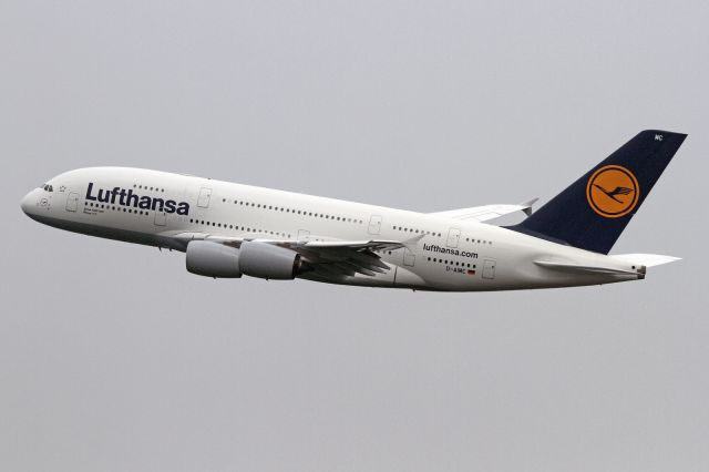 Airbus A380-800 (D-AIMC)