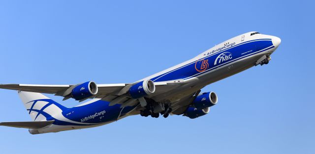 BOEING 747-8 (VQ-BRH)