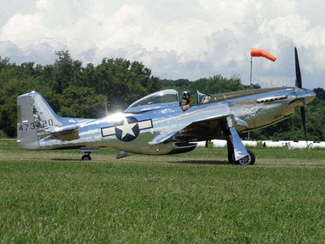 North American P-51 Mustang (N151AM)