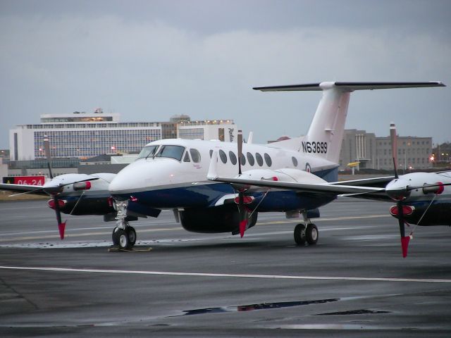 Beechcraft Super King Air 350 (N63699)