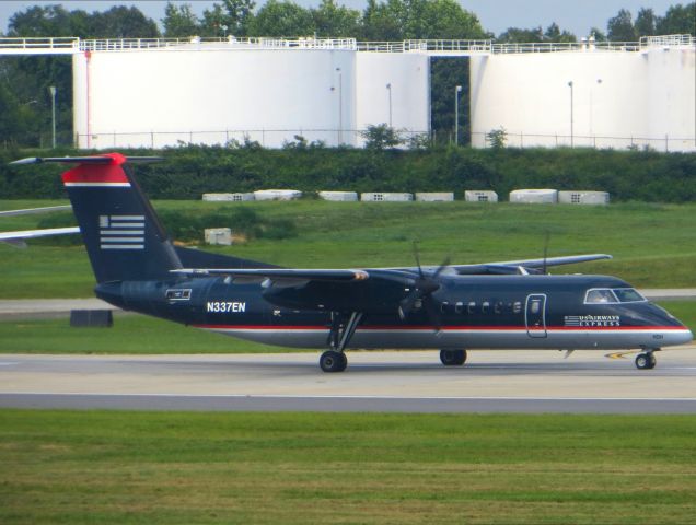 de Havilland Dash 8-300 (N337EN) - US Airways Express Dash 8-300 8/5/13